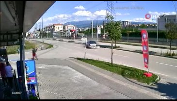 Bursa'da ölümün teğet geçtiği anlar kamerada!