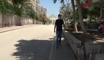 Bakan Koca'nın paylaştığı fotoğraftaki vatandaş: 19 saat çalışıyorum