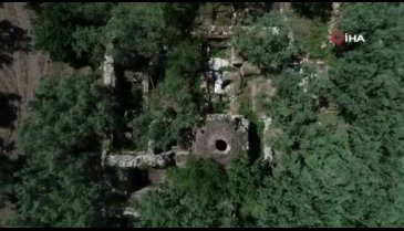 Bursa'da zeytinliklerin arasında unutulmuş Osmanlı'nın ilk hamamı gün yüzüne çıkmayı bekliyor