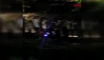 Müzik eşliğinde halay çeken gençler koronavirüsü unuttu!