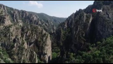 Bursa'da kavurucu sıcakların vazgeçilmez adresi Sadağı Kanyonu