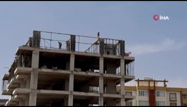 İnşaat işçilerinin tehlikeli çalışması