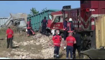 Malatya'da trenler çarpıştı! Bir kişi öldü, 3 kişi yaralandı