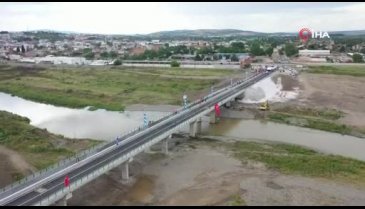 Bursa Mustafakemalpaşa'nın iki yakası köprüyle bağlandı