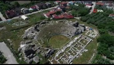 Bursa'da koronavirüs Roma Tiyatrosu'nu da vurdu