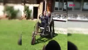 Bursa'da çiftçi ikiz kardeşler, kısıtlama döneminde 3 tekerlekli çöl aracı yaptı