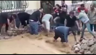Bursa Orhangazi'deki sel dehşeti kamerada - 2