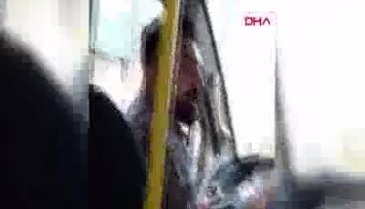 Minibüste şoföre maske uyarısı yapınca hakarete uğradı