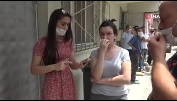 Bursa'da çatılarda gezen bıçaklı şahıs vatandaşlara kabusu yaşattı