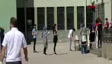 Bursa'da öğrencilerin sınav maratonu