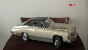 Klasik otomobilin münyatürünü 36 yılda yaptı