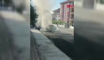 Bursa'da yanan araç kullanılamaz hale geldi