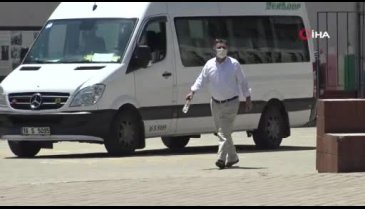 Bursa'da 55 yaşındaki 6 çocuk babası adam, oğluyla birlikte sınava girdi