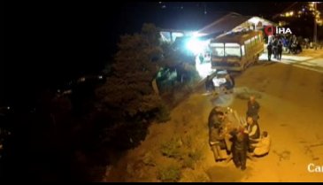Piknik masası devrildi, iki kişi yamaçtan aşağıya yuvarlandı