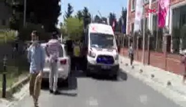 Adliye önünde silahlı kavga!
