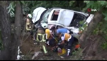 Bursa'da dereye uçan otomobilde can pazarı! Cumhuriyet Savcısı ve ailesi...