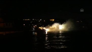 İstanbul'da tekne yangını -2