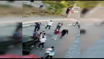 Yol verme kavgasında tartıştığı vatandaşları silahla tehdit etti