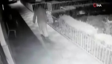Kamerayı kırdığını zanneden hırsız kendisini kayda aldı
