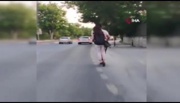 İstanbul'da etkili rüzgar! Vatandaşlar yürümekte zorluk çekti