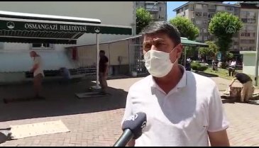 Bursa'da cuma namazındaki Kovid-19 tedbirlerinden cemaat memnun