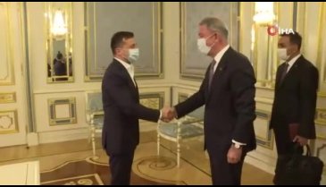 Bakan Akar, Başkan Zelenskiy ile görüştü