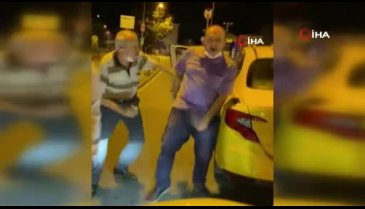Yol kapatıp terör estiren taksiciden iğrenç tepki!