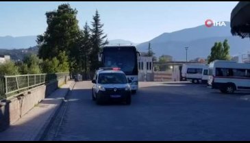 Yolculuk yapan aile sistemde pozitif gözüktü! 12 kişi ev karantinasında