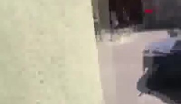 Çocuklarını bıçakla rehin alan baba, biber gazıyla etkisiz hale getirildi
