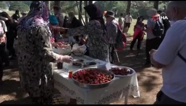 Bursa Mysia Yolları'nda doğayla kucaklaştılar