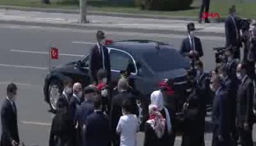 Cumhurbaşkanı Erdoğan'dan Şehitler Anıtı'na ziyaret -2