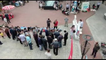 Bursa İznik'te 15 Temmuz'un çarpıcı fotoğrafları sergilendi