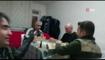 "Türkiye'nin en çirkin kadınları nerededir" diyerek video paylaşan polisler görevden uzaklaştırıldı