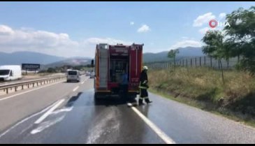 Bursa'da seyir halindeki otomobil alev aldı