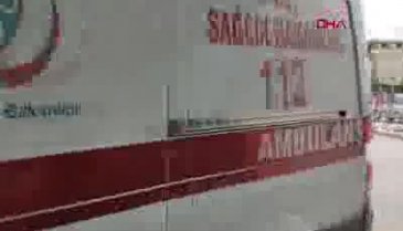 Bursa'da hava almak için çıktığı balkondan düşüp, yaralandı