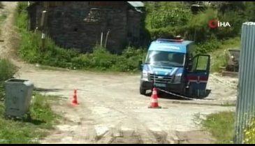 Bursa'da yakalandıkları koronavirüsü Ardahan'a gelerek 8 kişiye bulaştırdılar