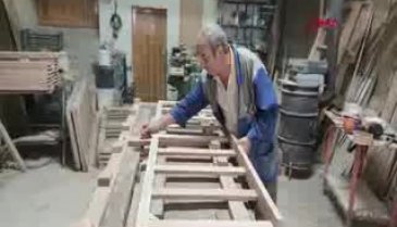 Talep çok olunca Bursa'da 50 yıldır aynı model koltuk üretip, Türkiye'ye satıyorlar