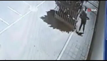 Bursa'da çok sayıda okuldan Atatürk büstü çalan kişiler yakalandı
