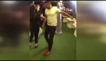 Korona virüse rağmen yat partisi kamerada