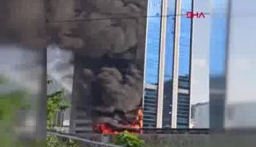 Ankara'da iş merkezinde yangın
