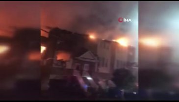 Kanada'da 11 ev küle döndü