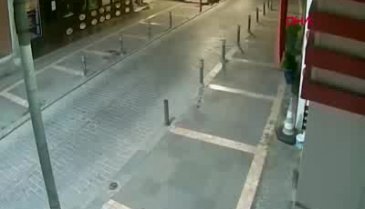 Türk bayrağına saldıran kişi tutuklandı