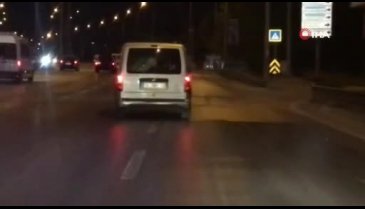 Bursa'da koronayı hiçe saydılar hafif ticari araçla 8 kişi gezdiler