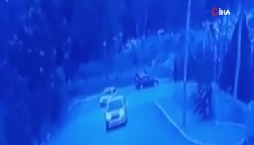 Geri vitese taktı, toprak alana uçtu