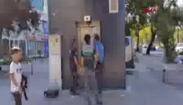 Bursa'da bayram gezmesine çıkan çocuklar asansörde mahsur kaldı