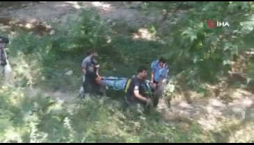 Bursa'da 30 metrelik kayalıktan düşen genci itfaiye kurtardı