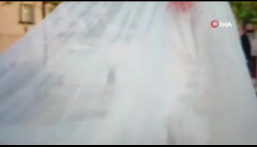Beyrut'ta düğün fotoğrafı çektirirken patlamaya yakalandılar