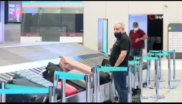 Beyrut'taki patlamanın ardından ilk yolcular Türkiye'ye geldi
