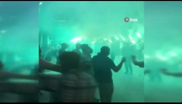 Bursa'da mesafe ve maske kuralları hiçe sayıldılar