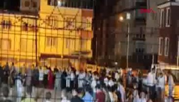 Bursa'da halaylı kına gecesinde koronavirüs tedbirleri unutuldu